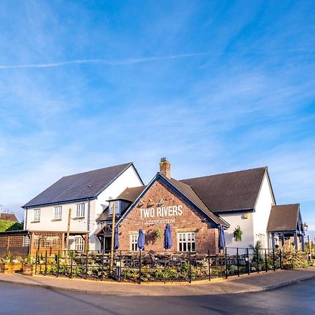 Two Rivers Lodge By Marston'S Inns Chepstow Exterior photo